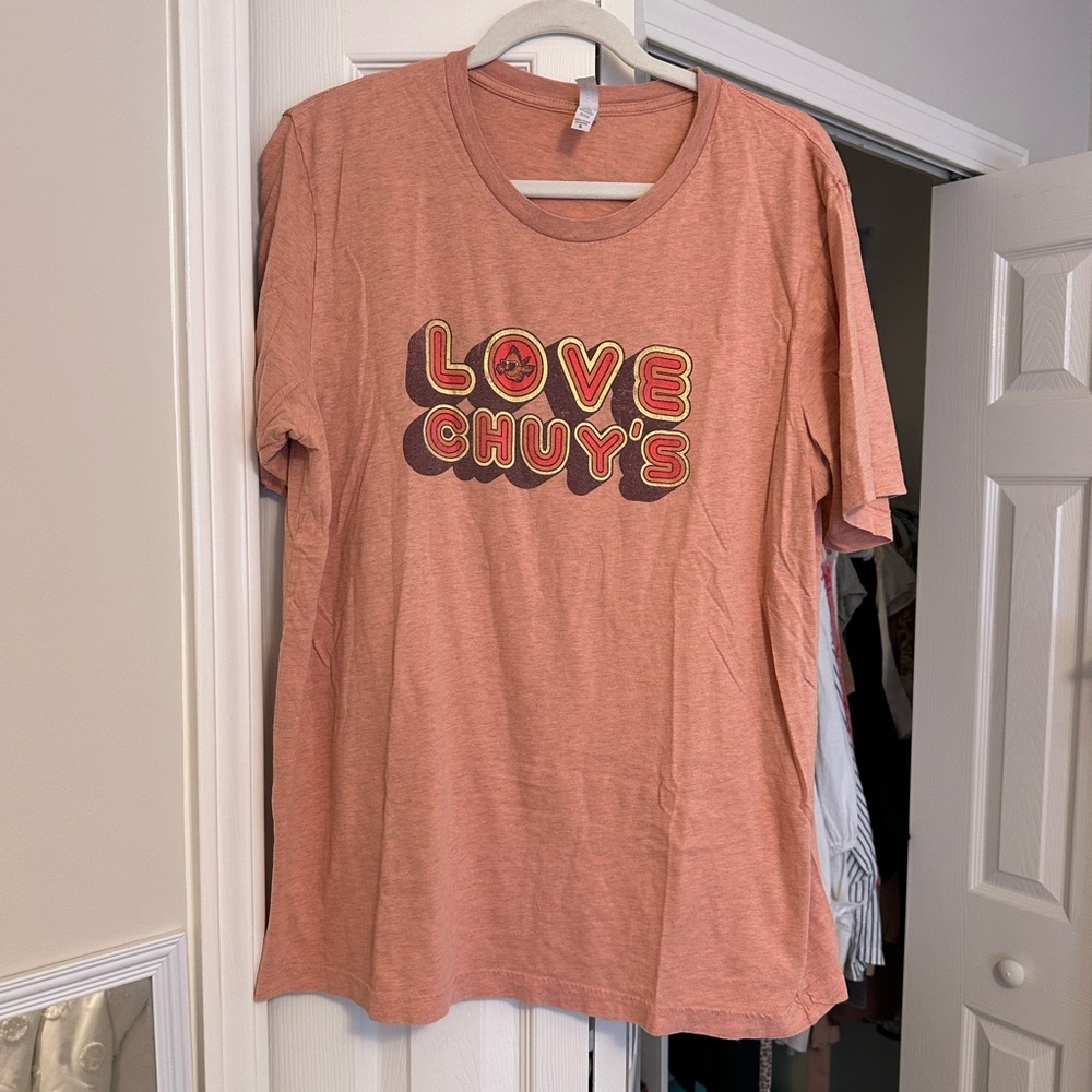 Peach Love Chuy's Graphic